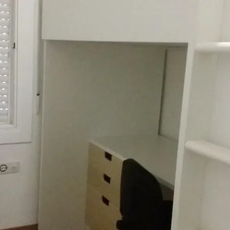 Bright Spacious Flat Close To The City Center Apartment *