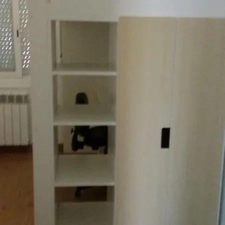 Apartment Bright Spacious Flat Close To The City Center